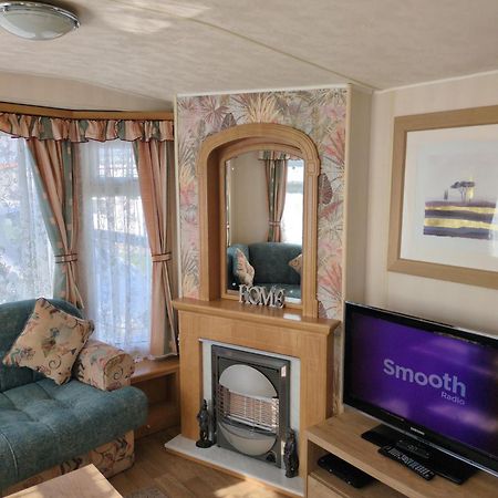 L&G Family Holidays 8 Berth Sealands Familys Only And The Lead Person Must Be Over 30 (Adults Only) Ingoldmells Exterior photo
