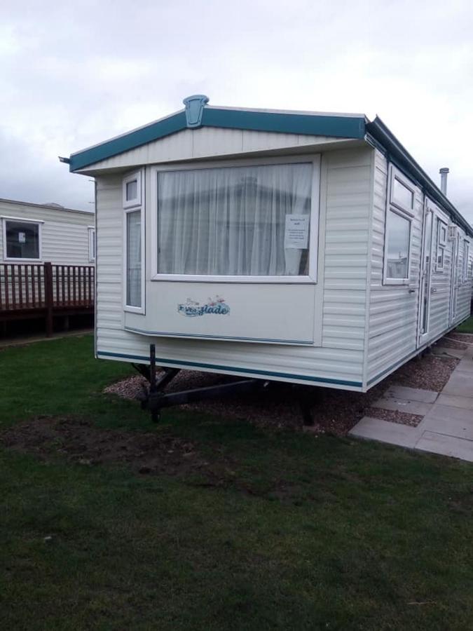 L&G Family Holidays 8 Berth Sealands Familys Only And The Lead Person Must Be Over 30 (Adults Only) Ingoldmells Exterior photo